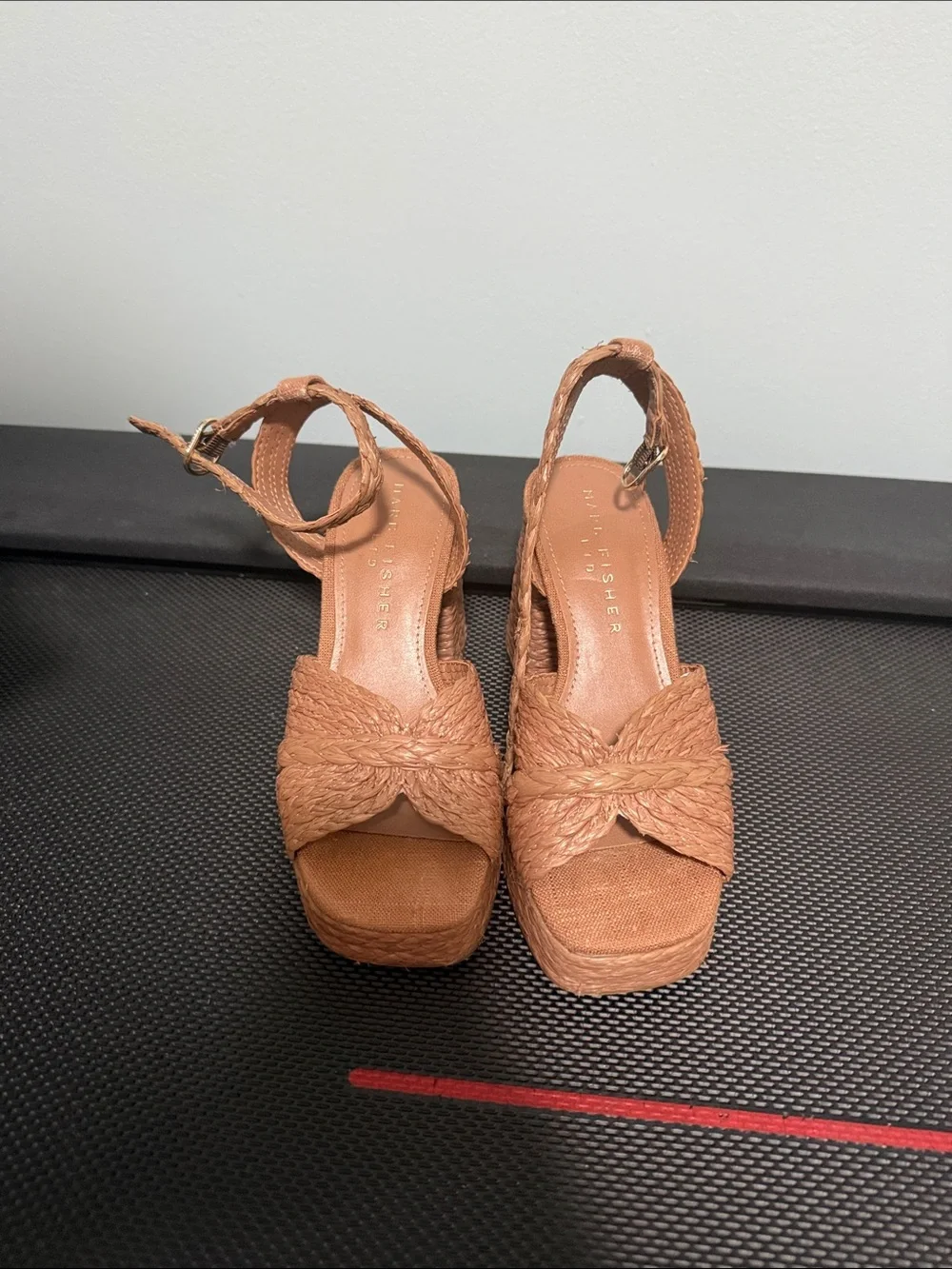 Marc fisher summer sandals